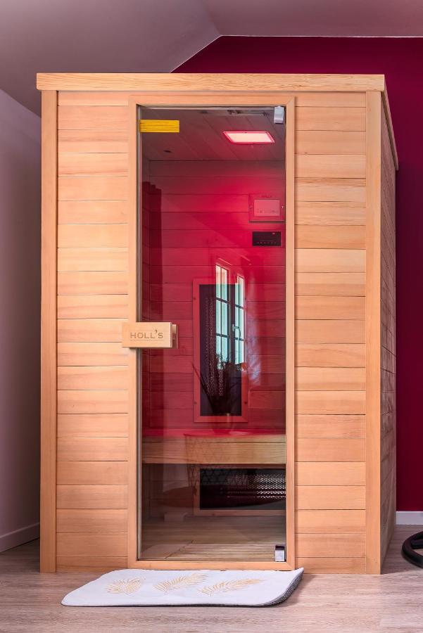 Suite L'Echappee - Maison Romantique - Spa & Sauna Privatif- Pole Dance - Lit Rond Avec Miroir Au Plafond Pezarches Экстерьер фото